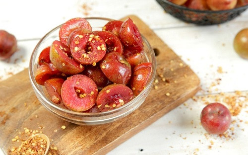 Bà bầu ăn mận có tốt không 2